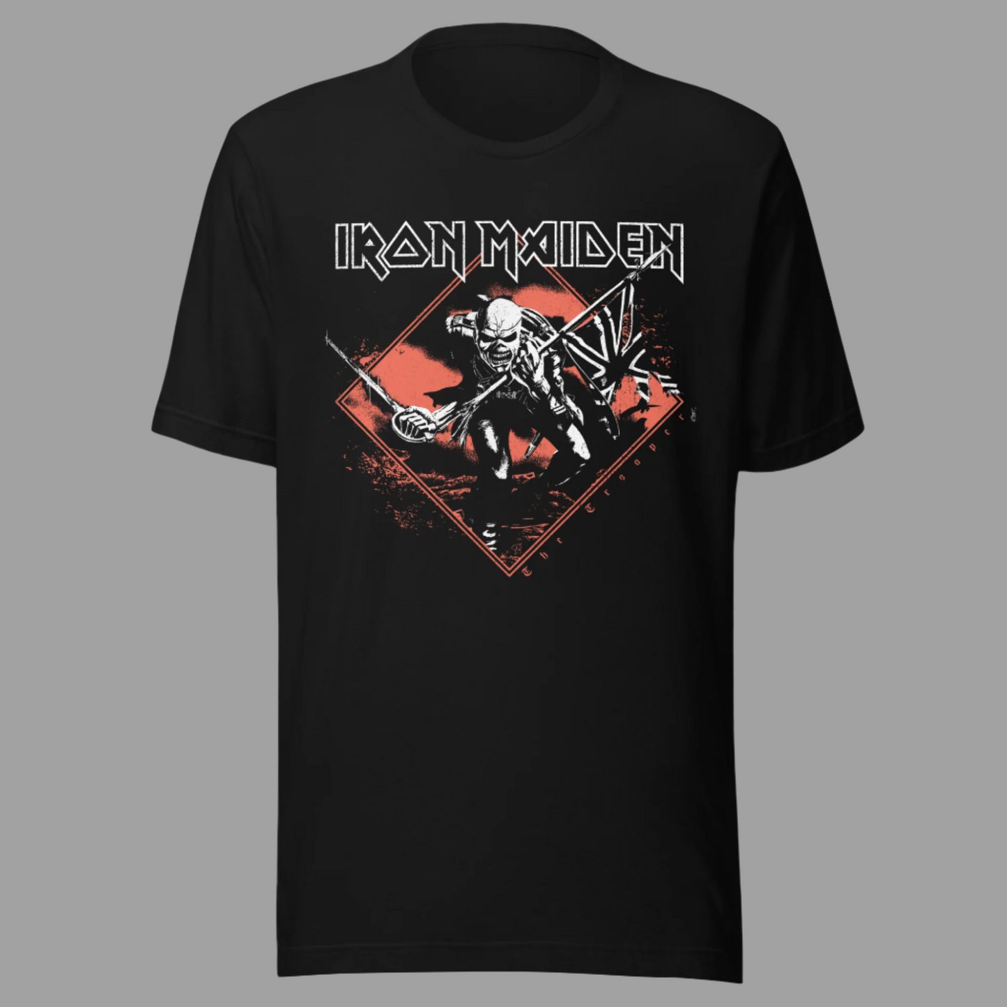 Iron Maiden - Trooper Diamond Jumbo Print T-Shirt Black