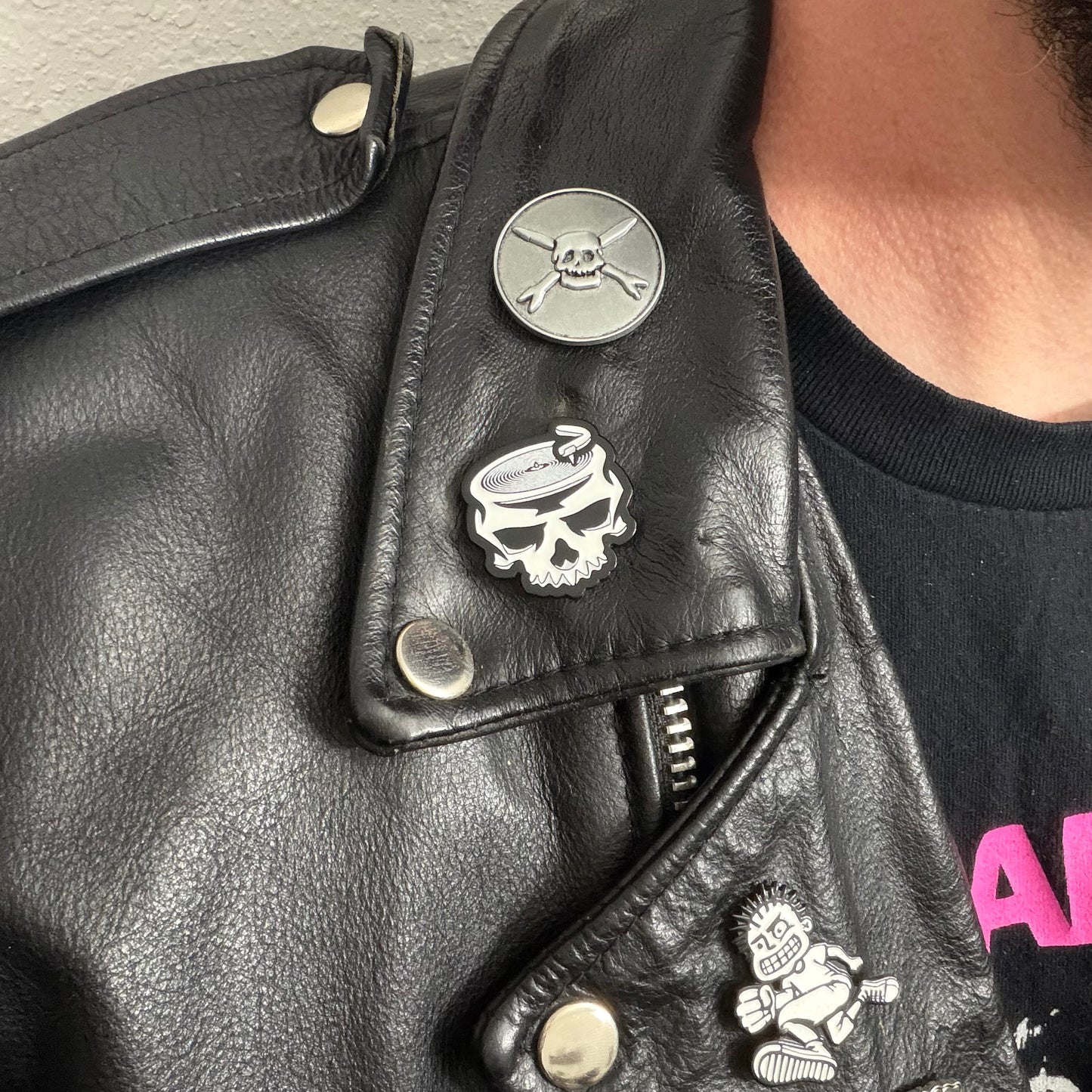 Skeletunes Records - Enamel Pin